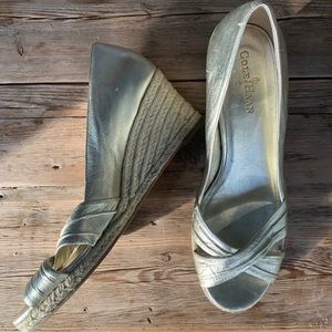 Cole Haan Gold Wedges, Open toed